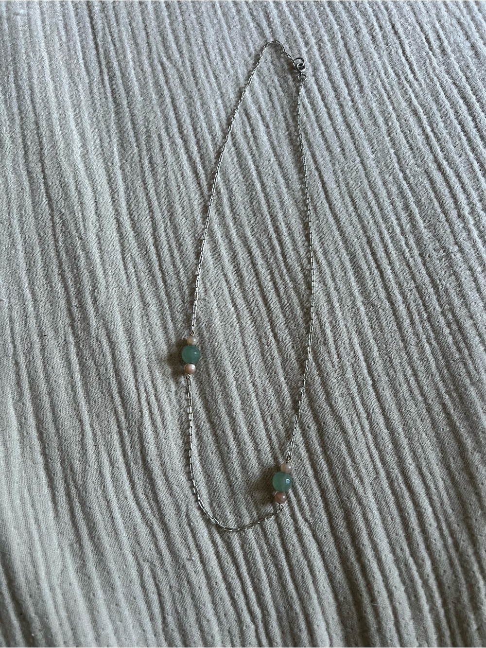 Silver plated 26 inch aquamarine & champagne opal station necklace